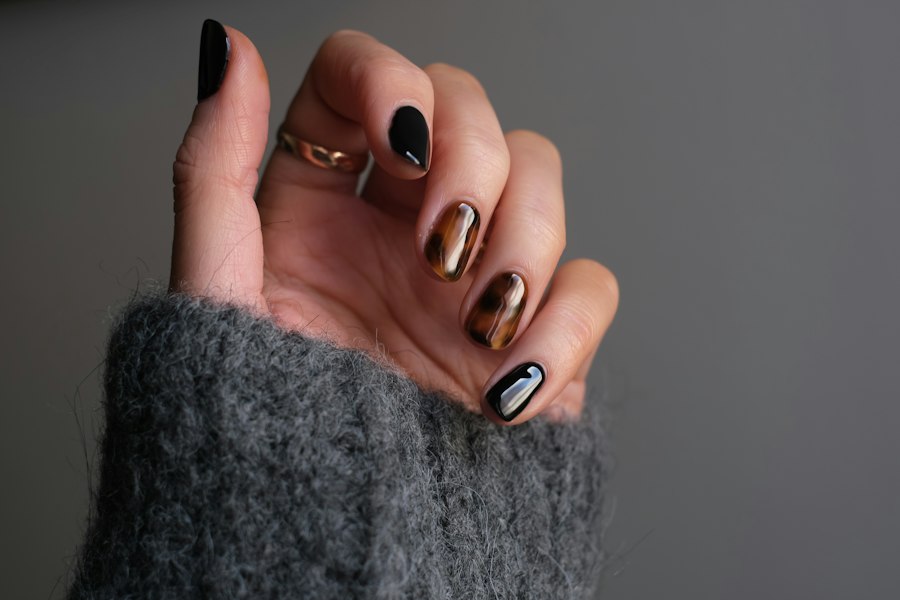 Dark glossy manicure